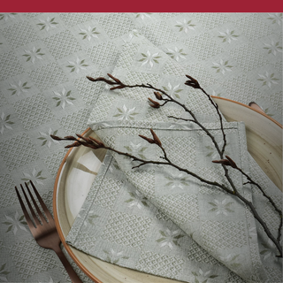 Austo rakstu galdauti