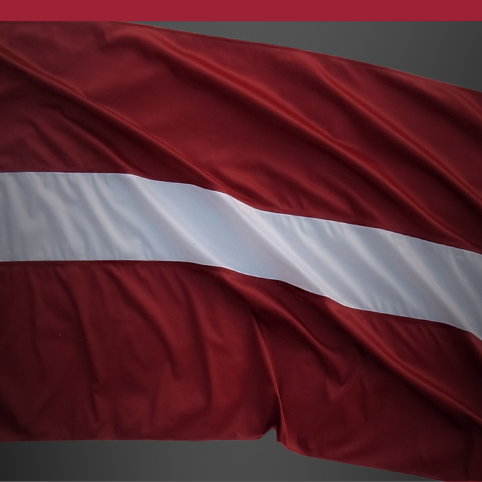 Latvijas valsts karogi