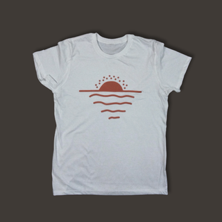 Sieviešu T-krekls “Saullēkts sevī” | balts, kokvilna